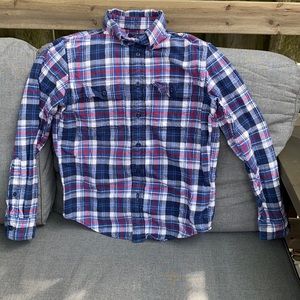 Men buttoned down flannel shirt (S).